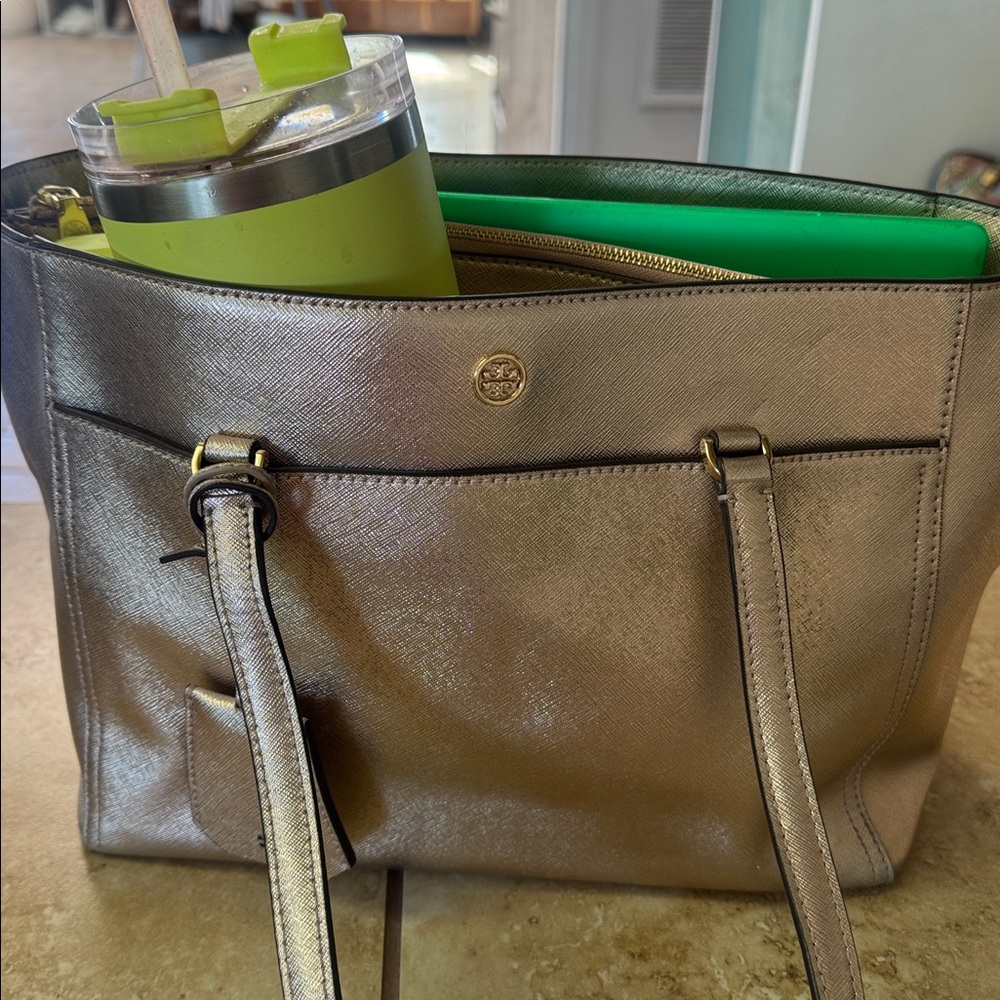 Rose Gold Tote // Tory Burch - Picture 9 of 9